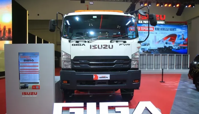 Isuzu GIGA FVR Road Sweeper Dihadirkan di GIIAS 2026, Punya Seabrek Keunggulan